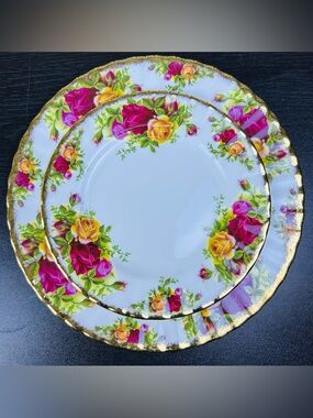 Royal Albert 1962 Bone China Plates Set of 8 Vintage Tea Party Old Country Roses